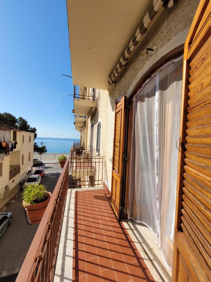 Casa "Paolo E Francesca" Monolocali Villa Scilla Kültér fotó