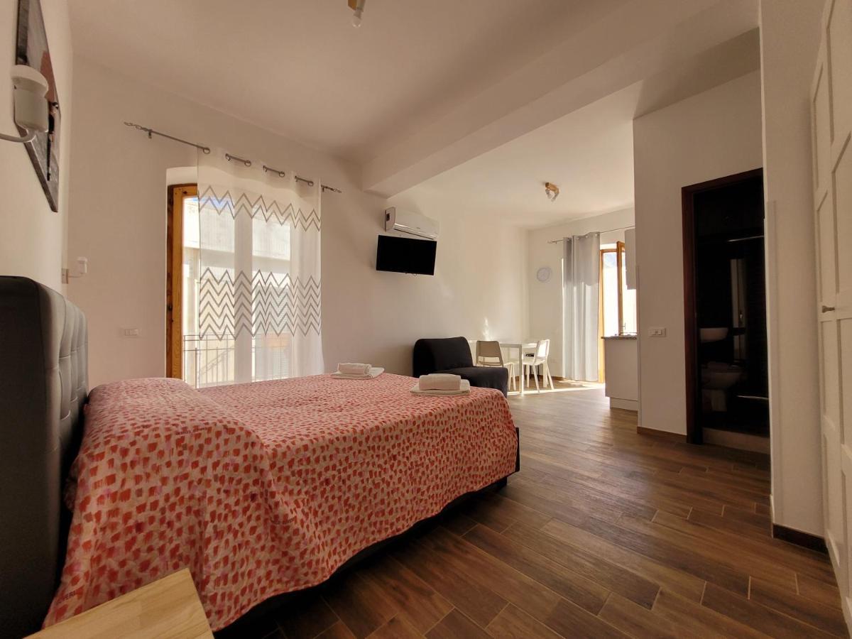 Casa "Paolo E Francesca" Monolocali Villa Scilla Kültér fotó