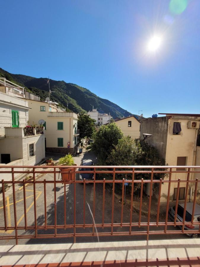 Casa "Paolo E Francesca" Monolocali Villa Scilla Kültér fotó