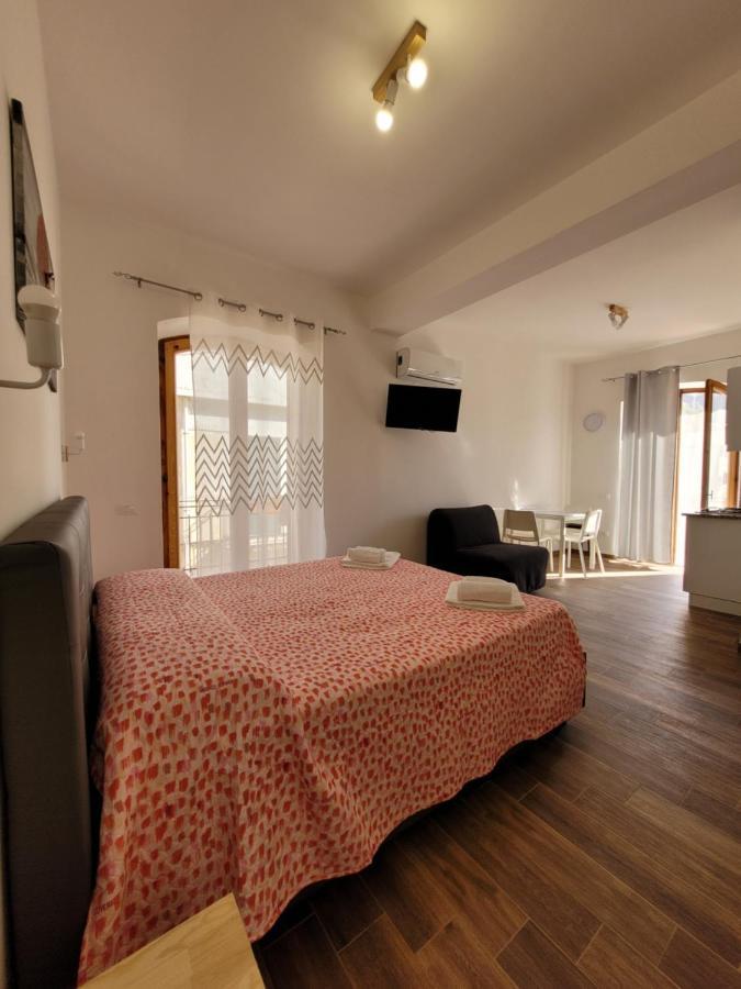 Casa "Paolo E Francesca" Monolocali Villa Scilla Kültér fotó